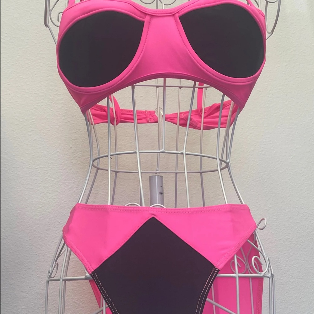 Pink and Black Women's Bikini Set
